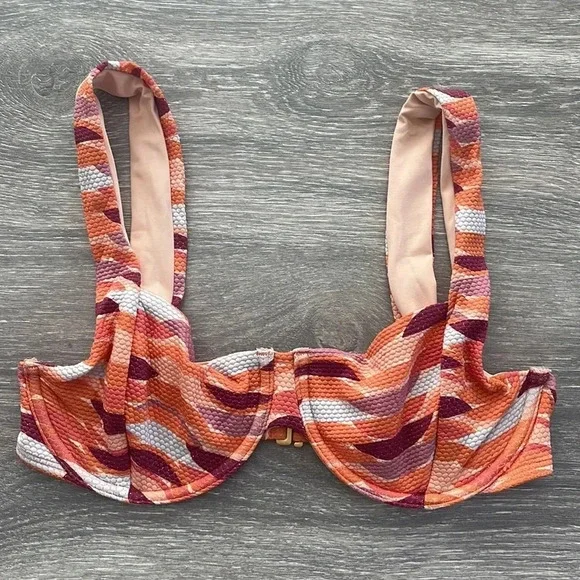 L*Space Shimmer Printed Tori Bikini Top, the wedge - Picture 2 of 11